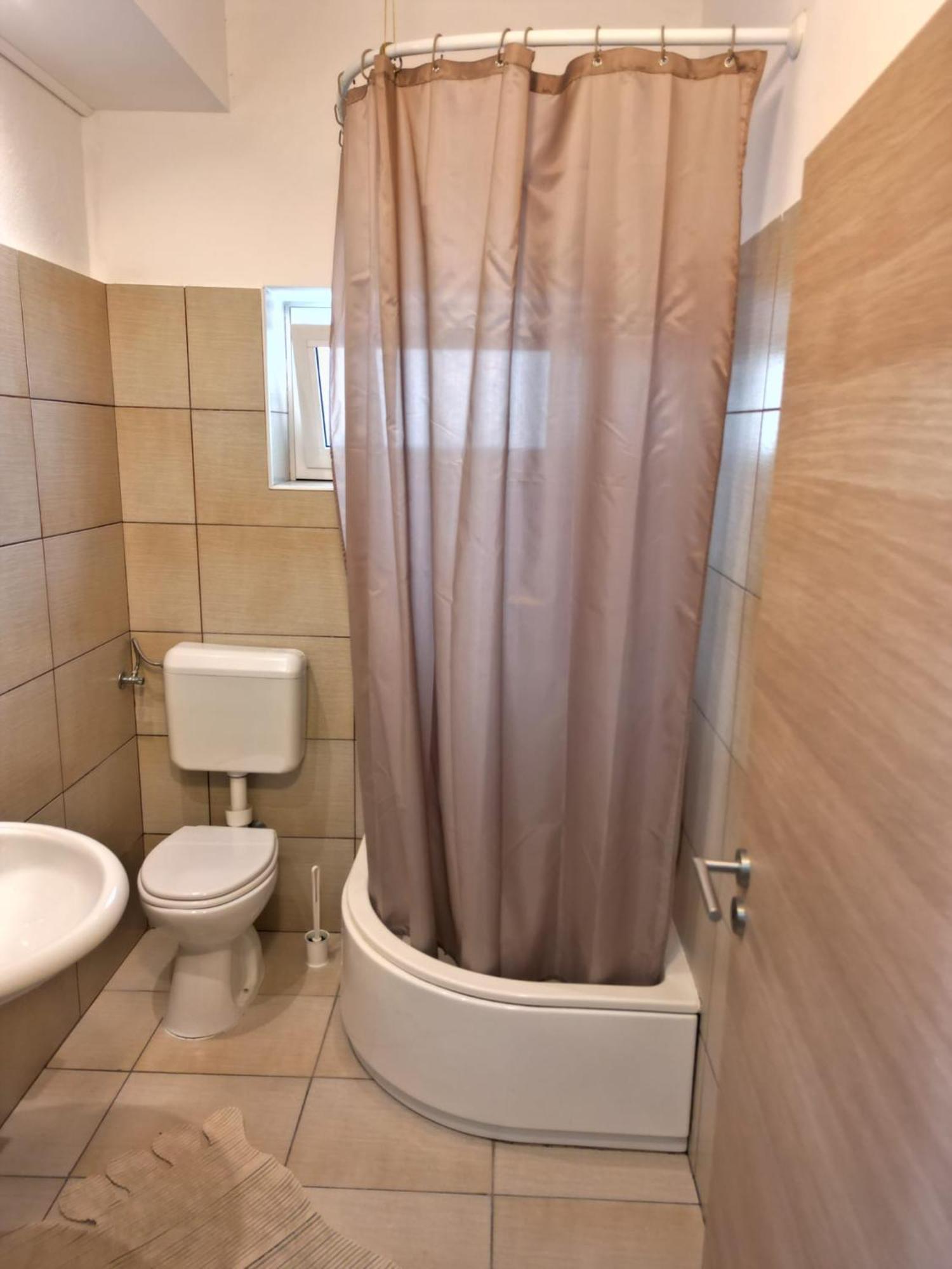 Apartments Kegalj Podstrana Chambre photo